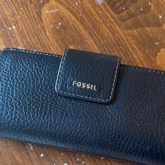 Fossil Madison Wrist Zippy Black Large Wallet NEW with tags - Picture 3 of 9